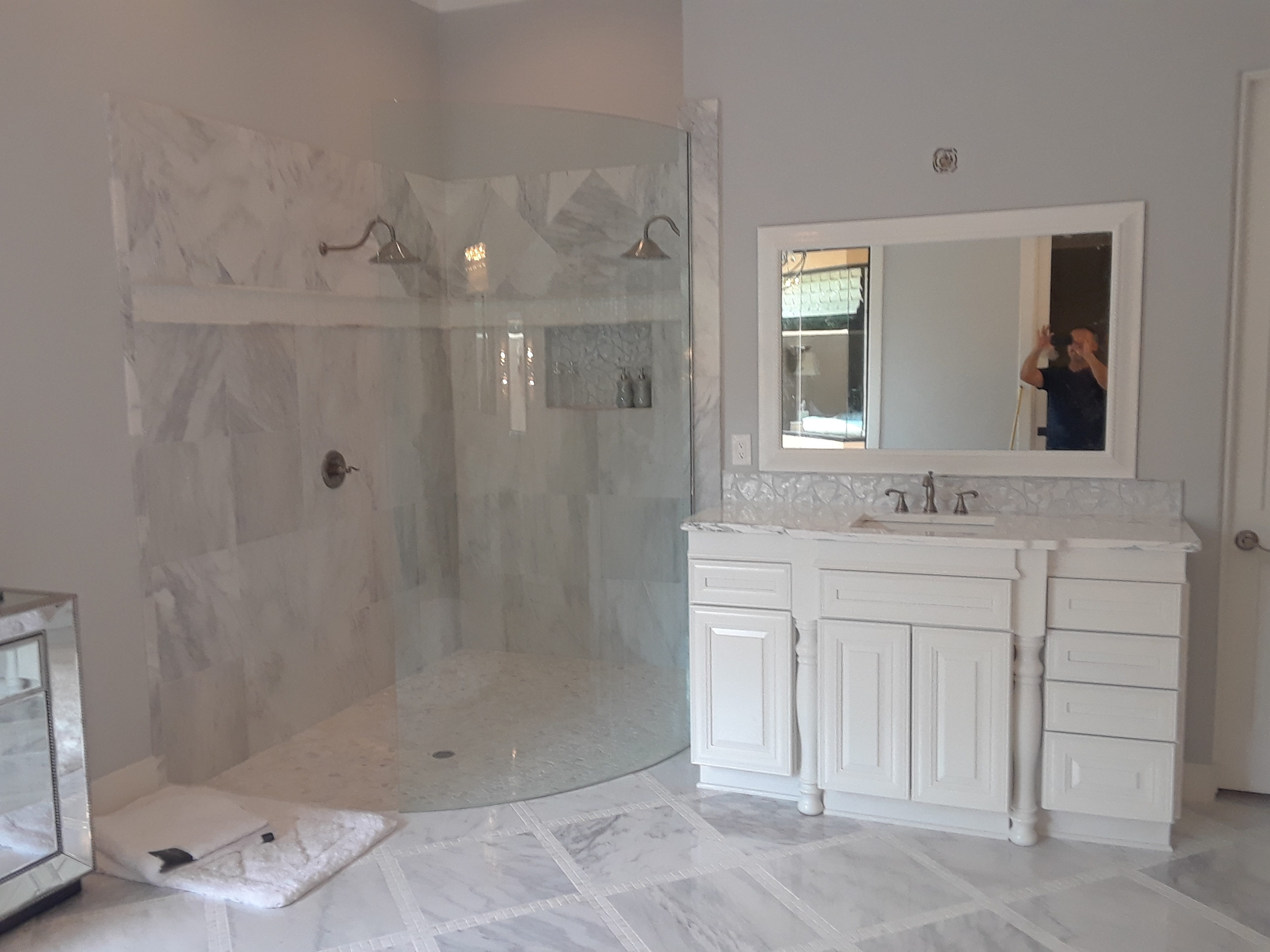 The Hills, Texas - Full Bathroom Remodel